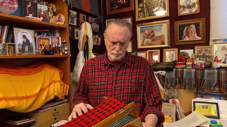 Krishna Das: Hanging in the Heart Space Online Satsang – July 9, 2020